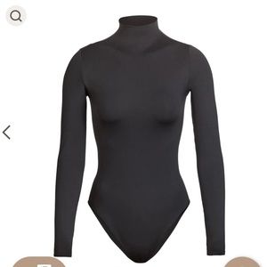 Essential Mock Neck Long Sleeve Bodysuit